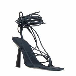 Chic Black Strappy Heels